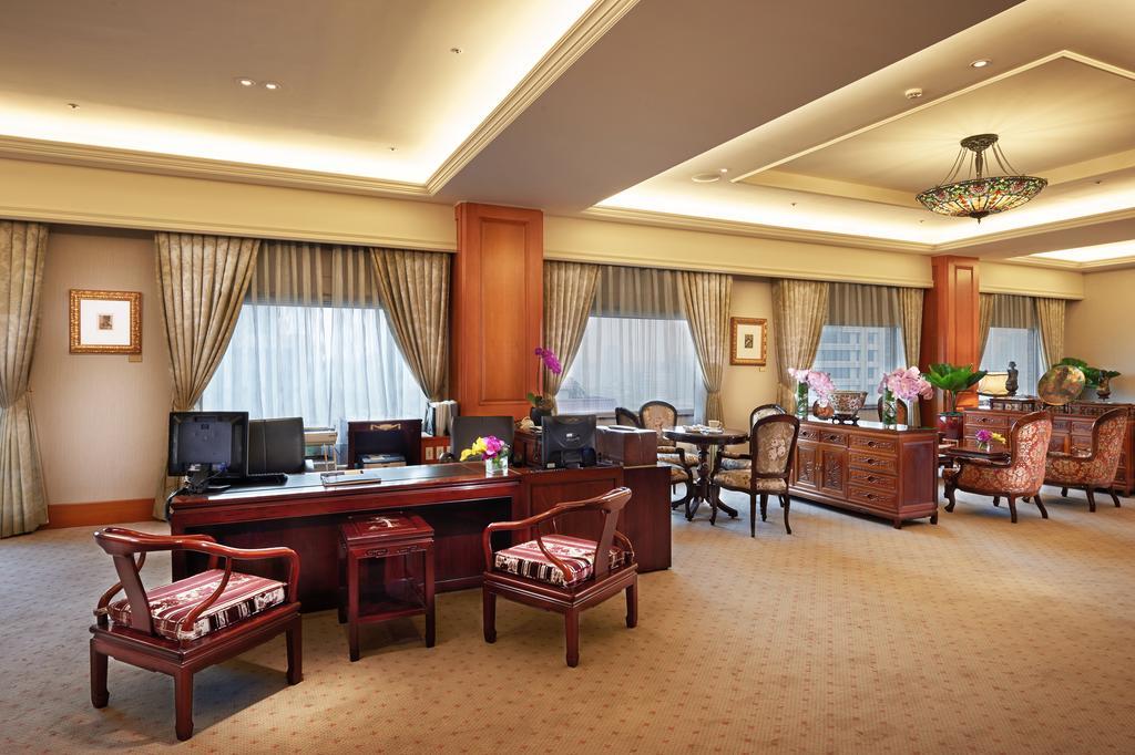 The Howard Plaza Hotel Taipei Eksteriør billede Business Center