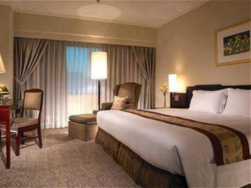 The Howard Plaza Hotel Taipei Værelse billede A room at the hotel
