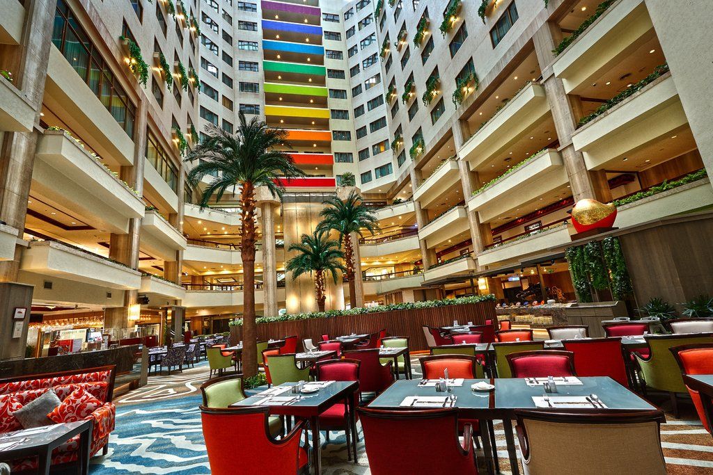 The Howard Plaza Hotel Taipei Eksteriør billede The interior of the hotel