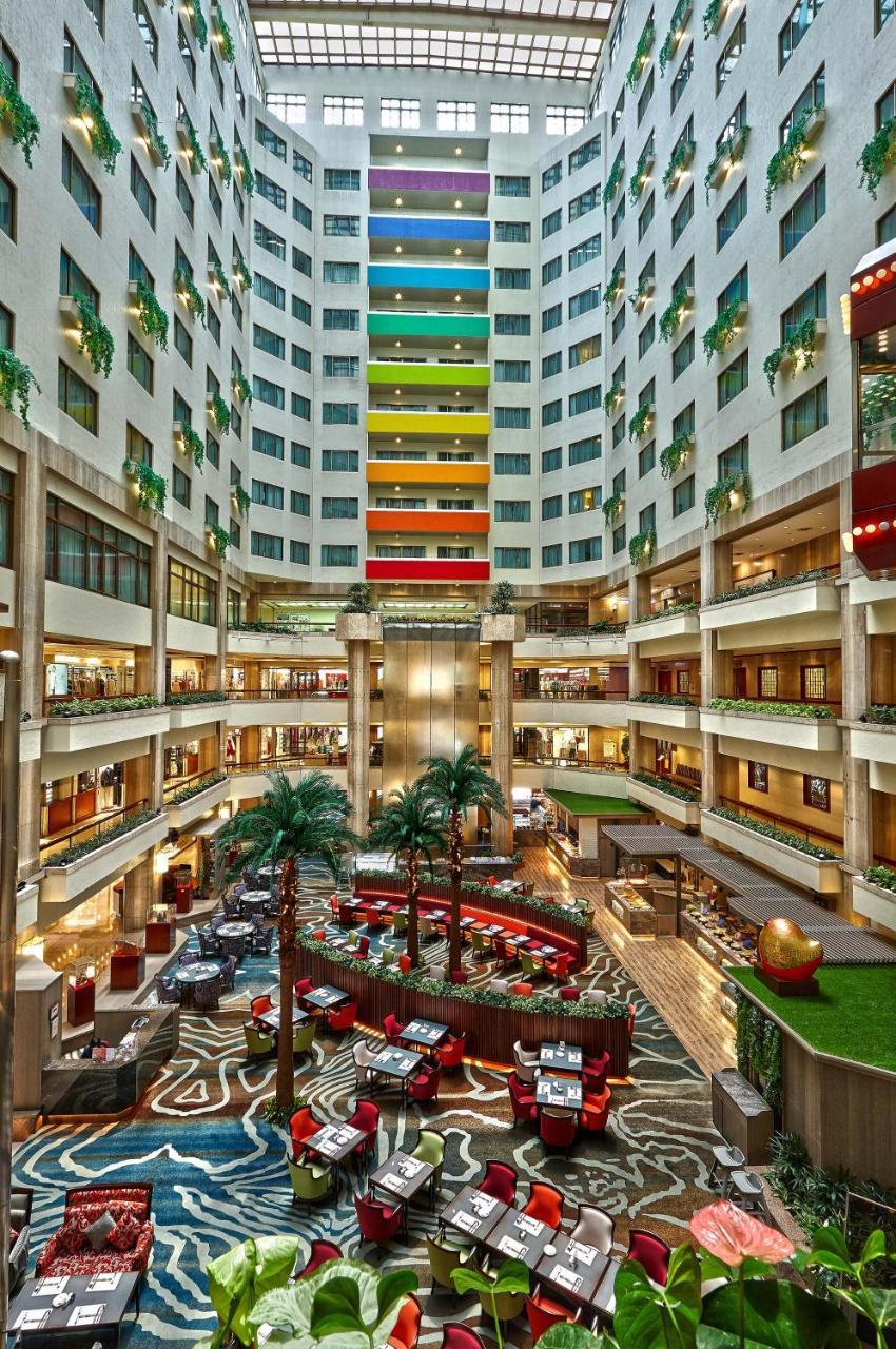 The Howard Plaza Hotel Taipei Eksteriør billede The interior of the hotel